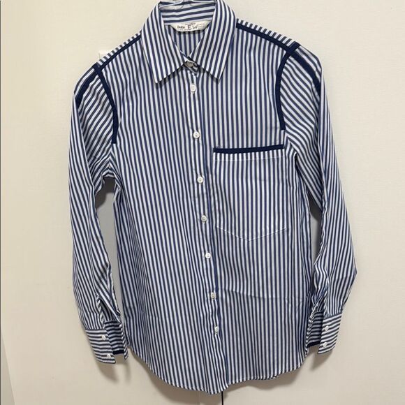 Zara Woman’s Long Sleeve Blouse in Blue & White Stripe. Size XS Oversized. - Picture 1 of 6
